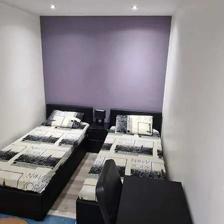 Centre 2 Apartment *
