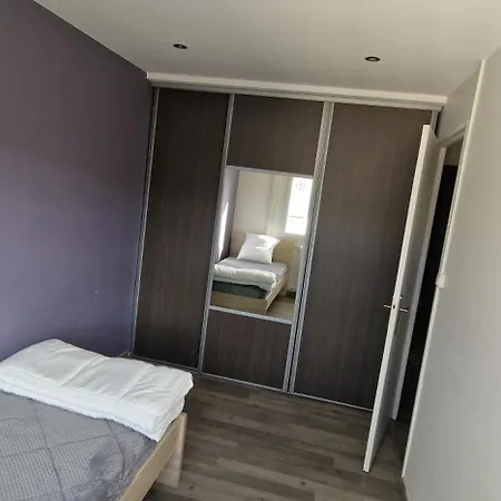Apartment Centre 2 Saint-Etienne (Loire)
